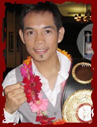 Donaire signs De la Hoya’s deal
