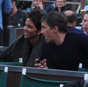 Halle Berry and Olivier Martinez wathced Kylie Minogue's concert