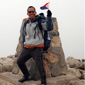 Romi Garduce Atop Mt. Vinson Massif Conquered 7 Summit Quest Romi Garduce Completed Seven Summit Quest