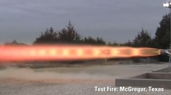 SpaceX Test Fires SuperDraco Video SpaceX Test Fires in Texas Video