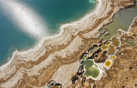 Different Forms and Alien Landscapes on Earth Alien Landscapes and Formation on Earth