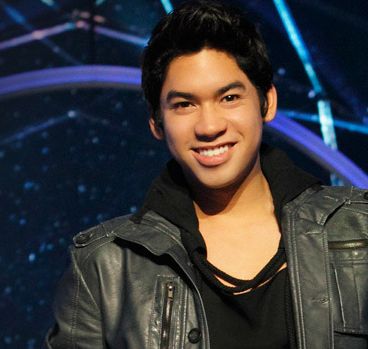 Duets Week 3 Elimination Results: Jason Farol Safe Duets Jason Farol and Kelly Clarkson Recap