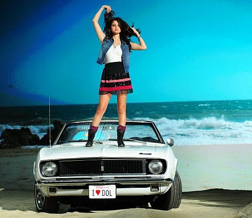 Selena Gomez Photoshoot for Dream Out Loud Ad Campaign Selena Gomez Filming for Autumn Collection Dream Out Loud Range