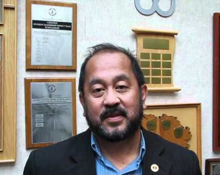 Tobias Enverga: Filipino-Canadian Senator Tobias Enverga Jr. First Filipino Senator in Canada